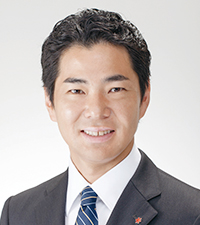 富永 泰輔 氏