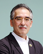 天沼 英雄 氏