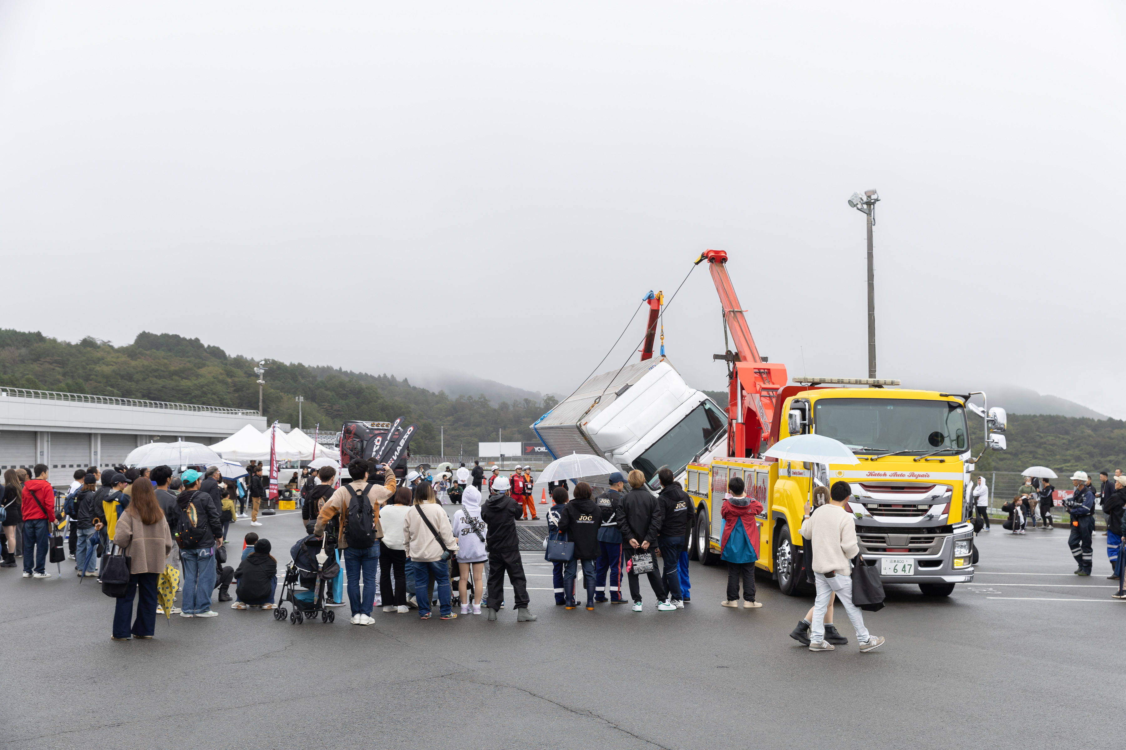 クリックでモーダル