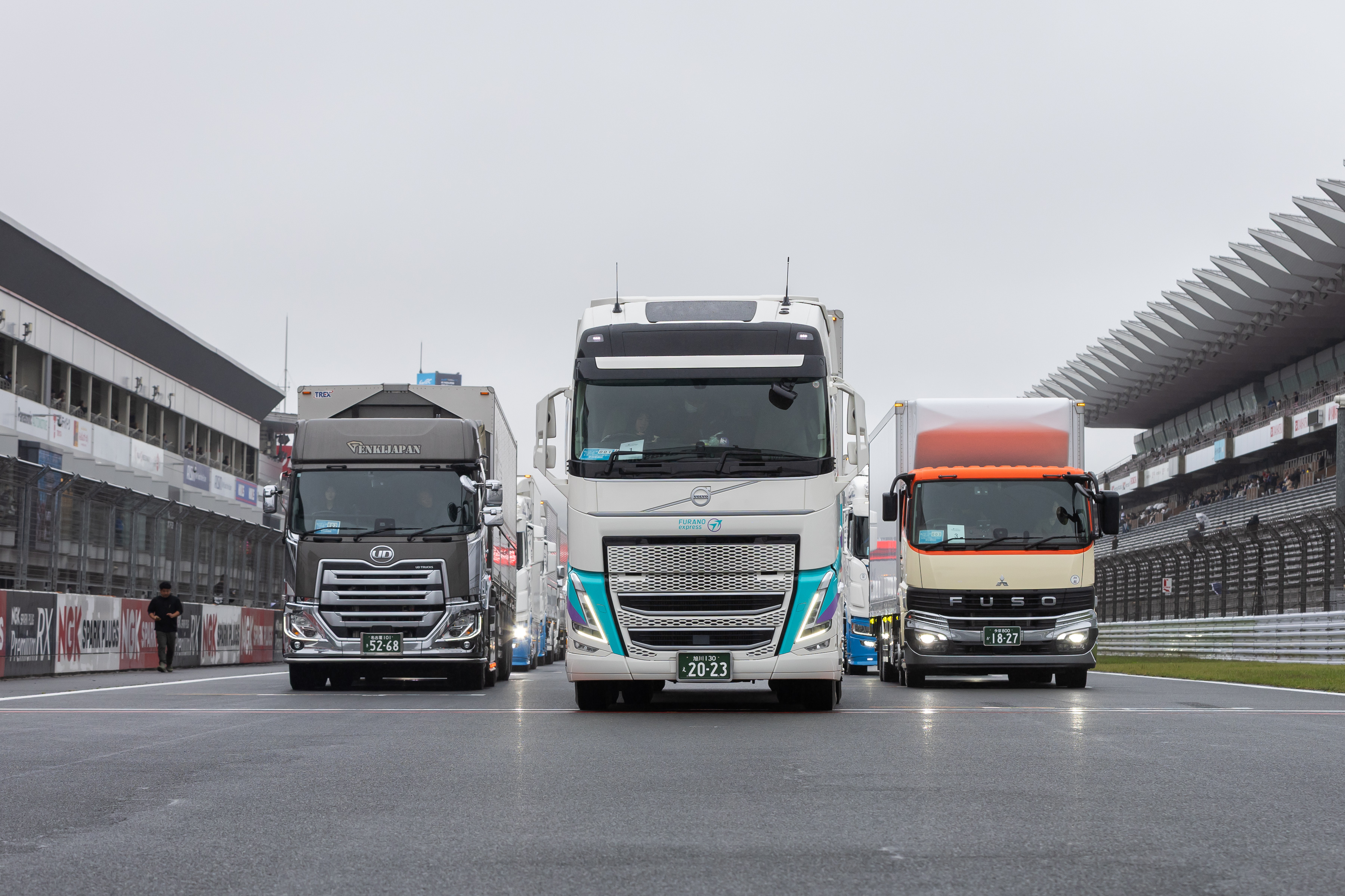 クリックでモーダル