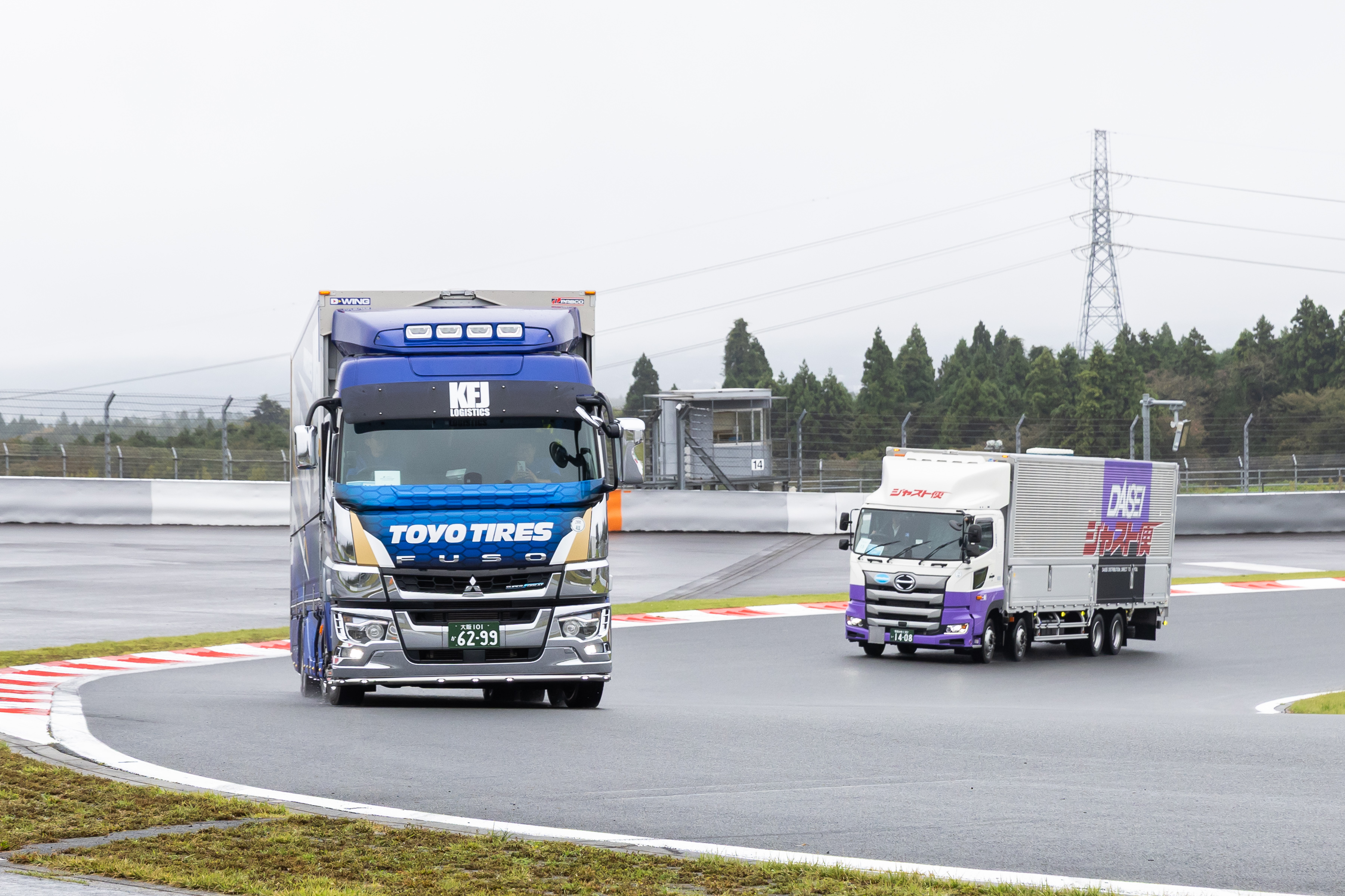 クリックでモーダル