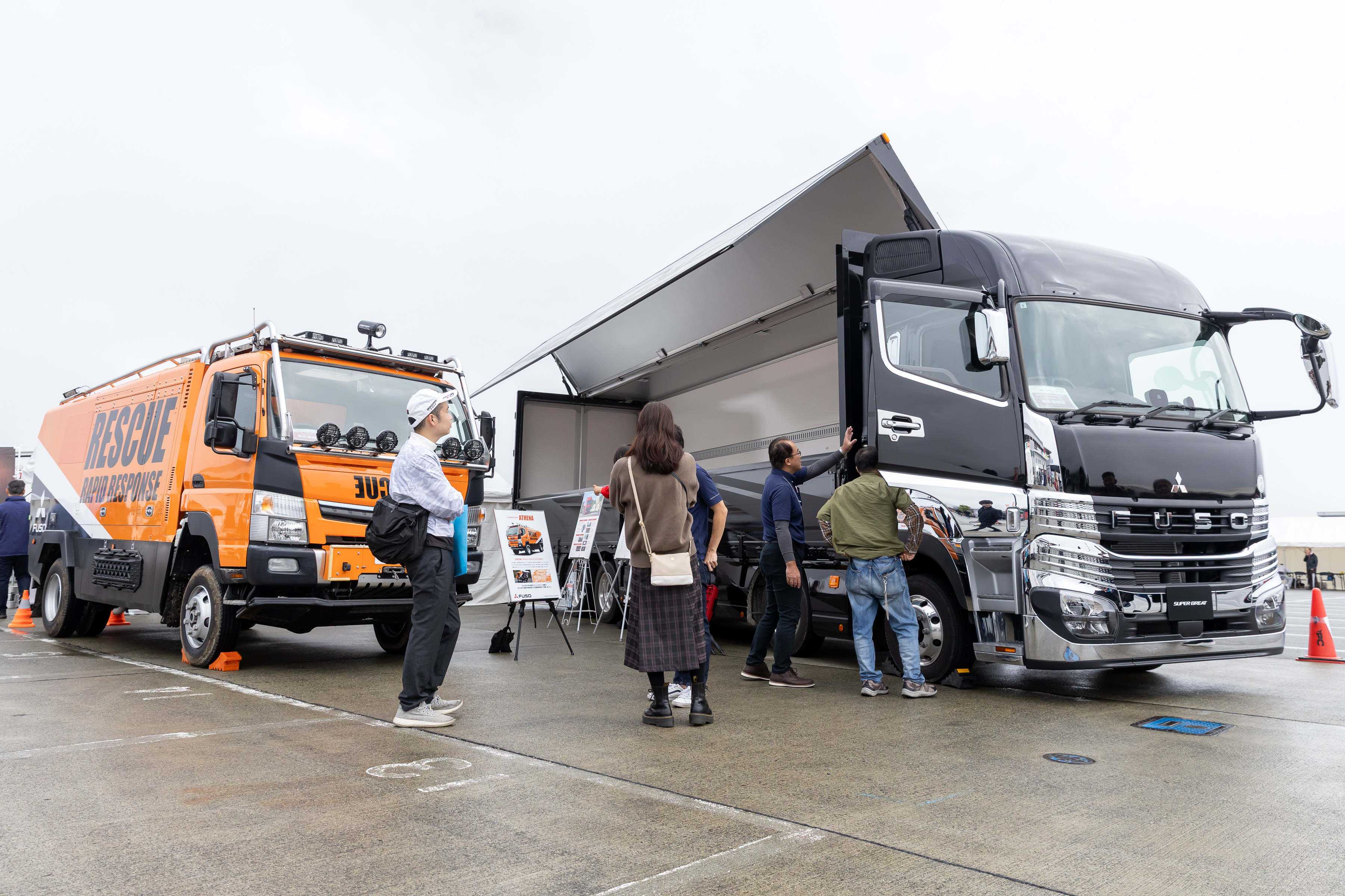 クリックでモーダル