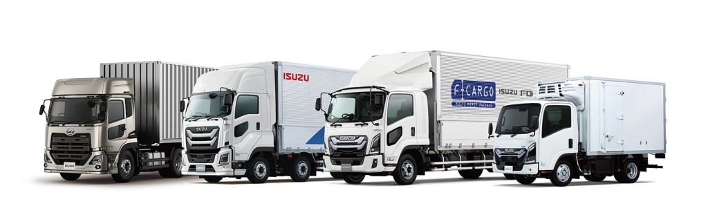 2026JTS_4台ならび_車両のみ - bin